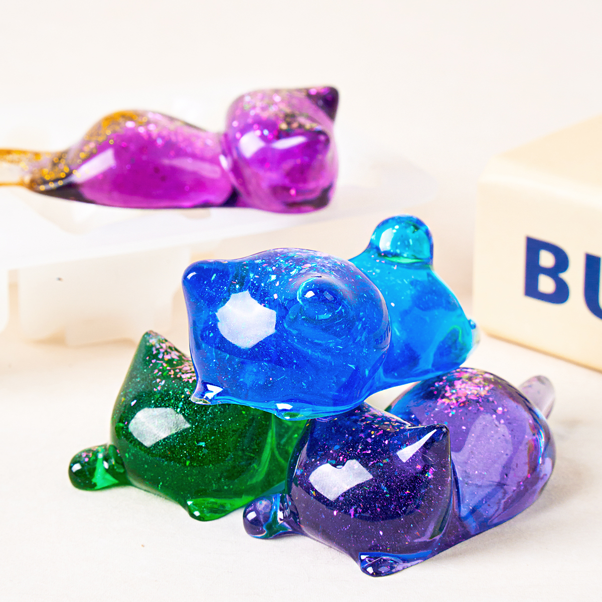 3D Cat Crystal Epoxy Resin Mol - 3D Printing Model Free avaliação e preço